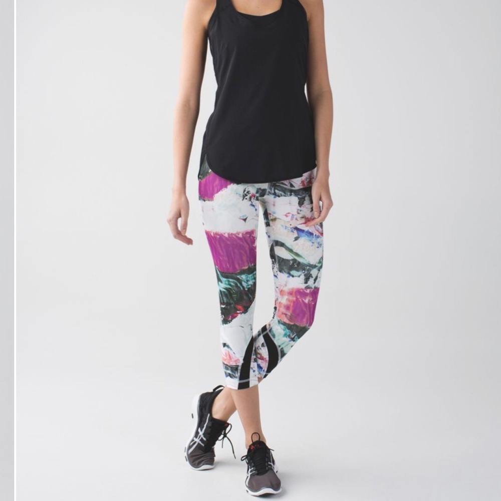 Lululemon athletica inspire crop II size 4